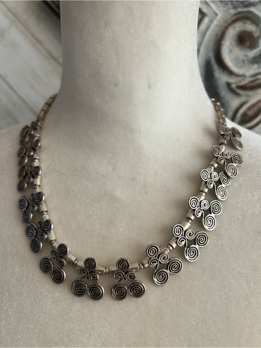 Handmade swirl silver plated pewter necklace